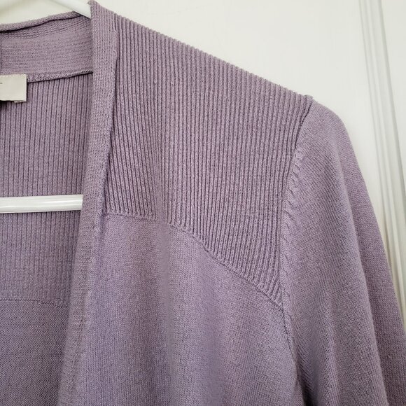 EUC women's Loft light purple cardigan sweater Medium - Picture 4 of 7